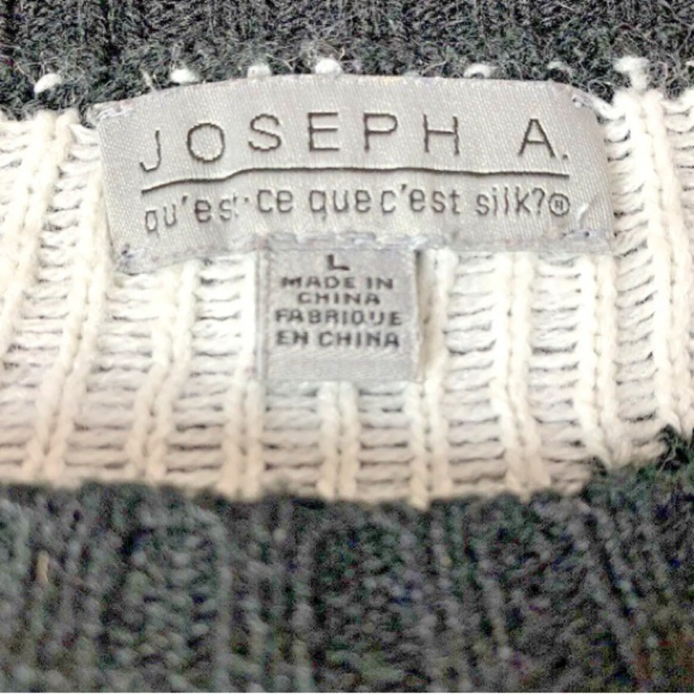 Joseph A Rudolph The Red-Nosed Reindeer Pullover Sweater - Picture 8 of 9